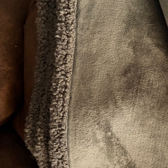 Olive Green Throw Blanket - Picture 2 of 2